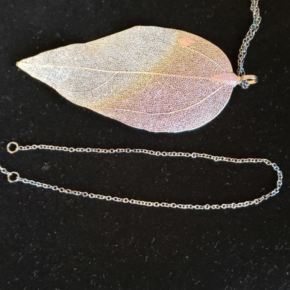 🏡DV Dipped Elm Leaf Pendant Necklace Earrings Set - Picture 5 of 8